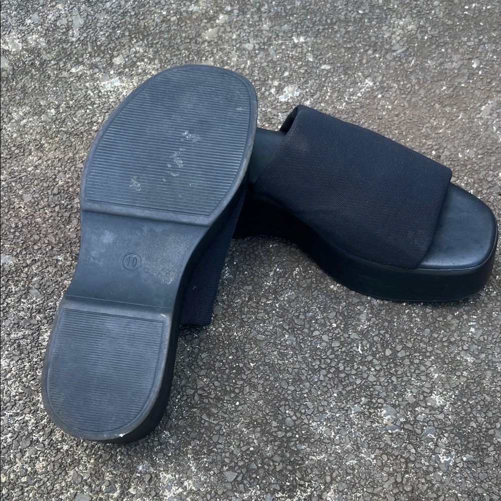 Report Women's Black Platform Slides - Picture 3 of 4